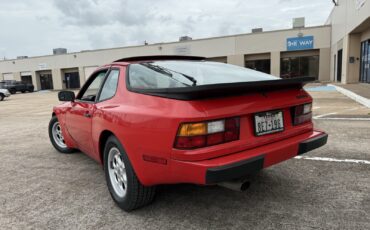 Porsche-944-1984-6