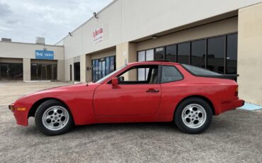 Porsche-944-1984-7