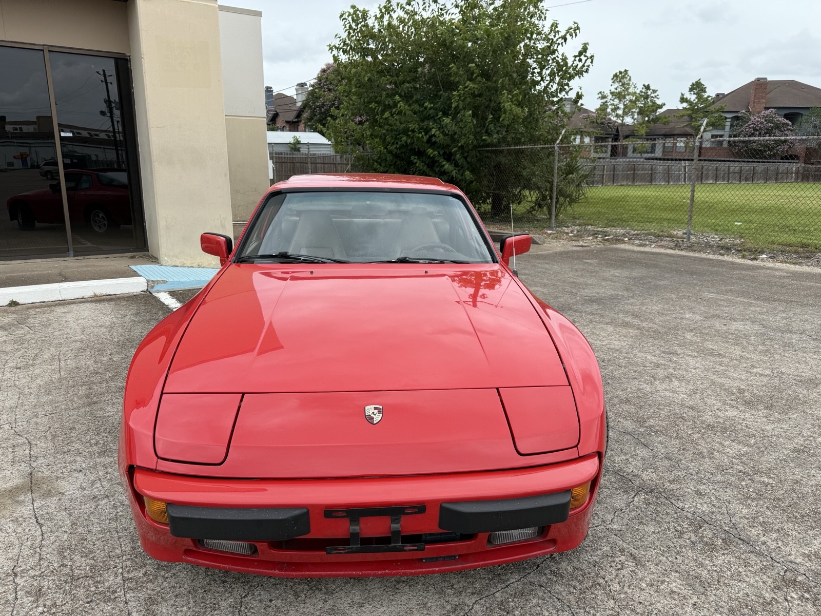 Porsche-944-1984-9