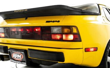 Porsche-944-1984-Hatchback-11