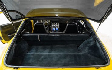 Porsche-944-1984-Hatchback-20