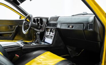 Porsche-944-1984-Hatchback-22