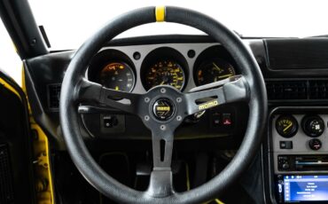Porsche-944-1984-Hatchback-24