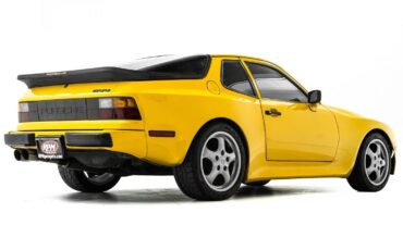 Porsche-944-1984-Hatchback-3