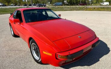 Porsche-944-1984-Red-13