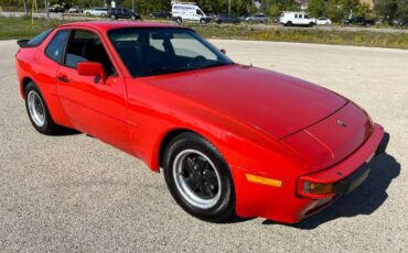 Porsche-944-1984-Red-2