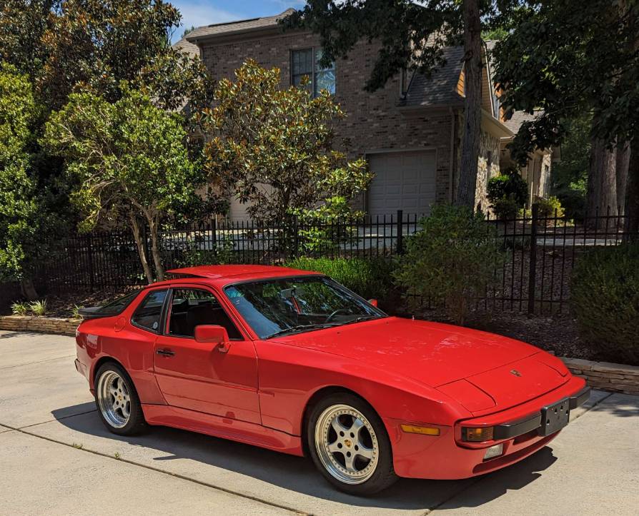 Porsche-944-1984-red-10