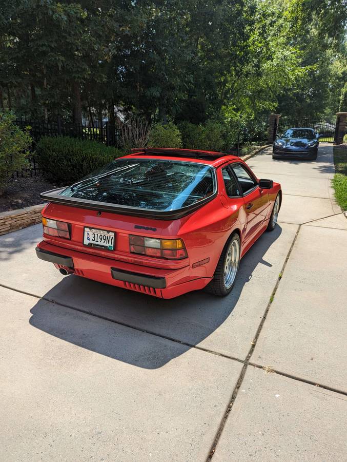 Porsche-944-1984-red-8