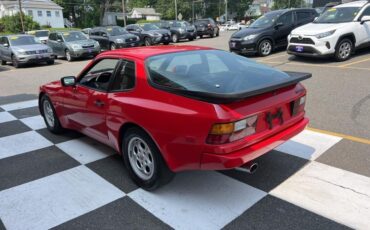 Porsche-944-1985-Coupe-11