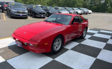 Porsche-944-1985-Coupe-13