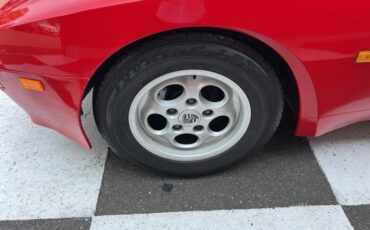 Porsche-944-1985-Coupe-17
