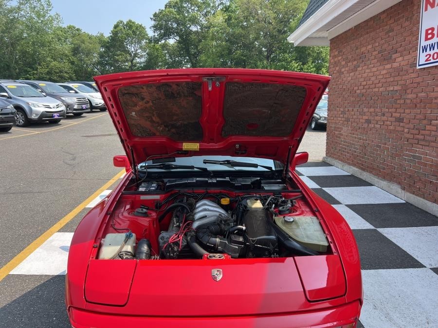 Porsche-944-1985-Coupe-20