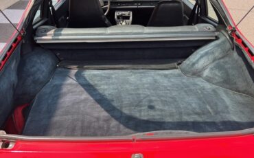 Porsche-944-1985-Coupe-25