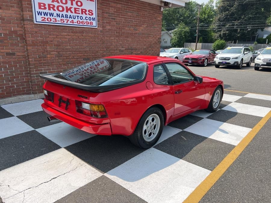 Porsche-944-1985-Coupe-5