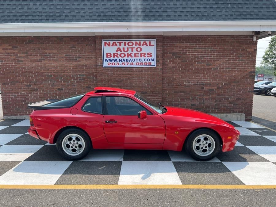 Porsche-944-1985-Coupe