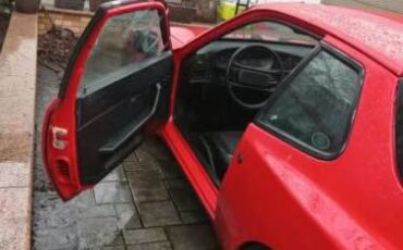 Porsche-944-1985-Red-Black-2