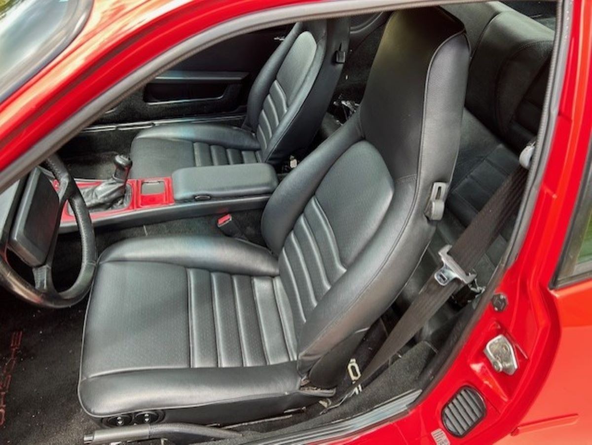 Porsche-944-1986-Coupe-11