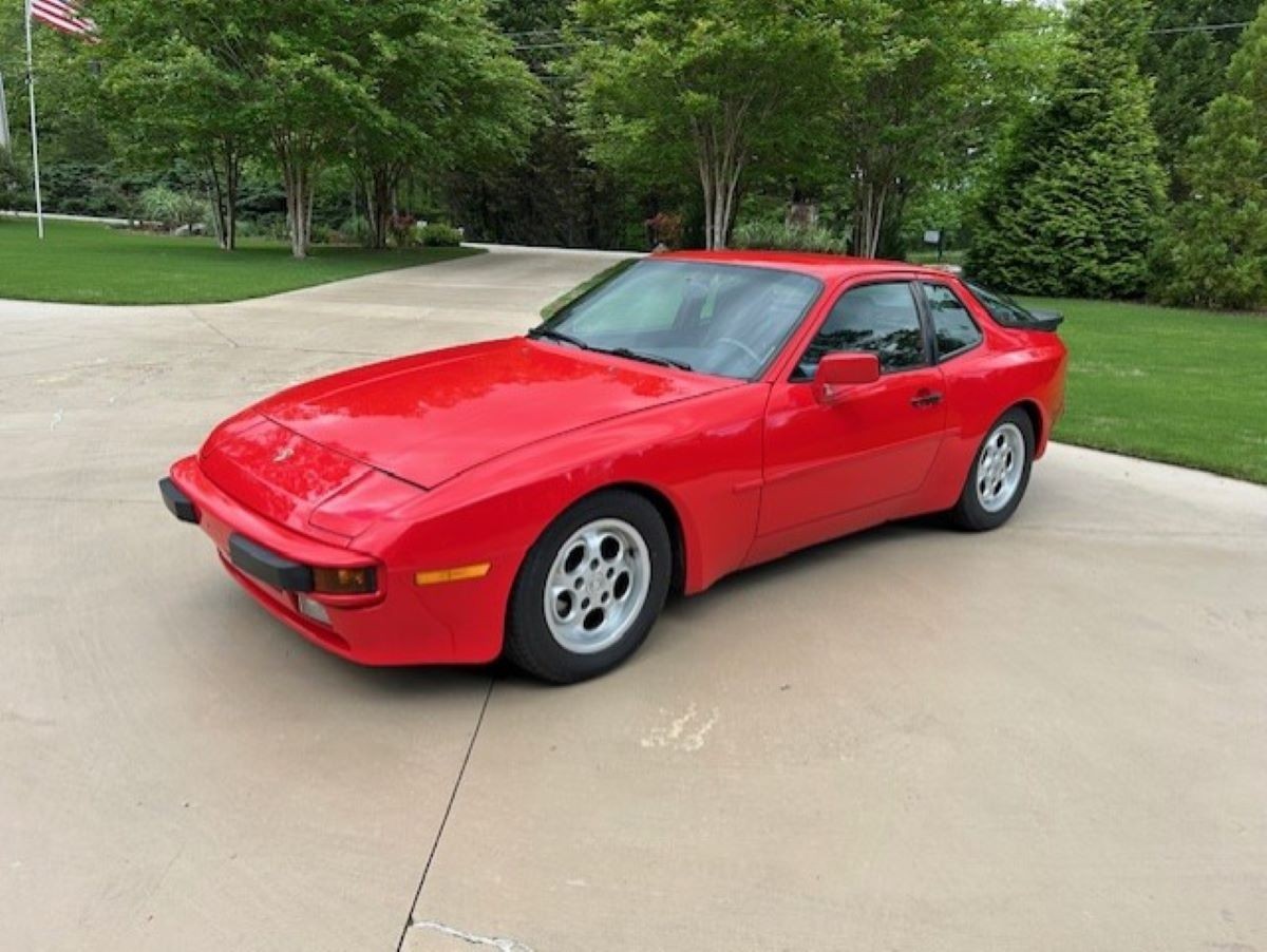 Porsche 944 1986 Coupe