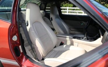 Porsche-944-1986-Garnet-Red-Metallic-Light-Gray-Leather-2