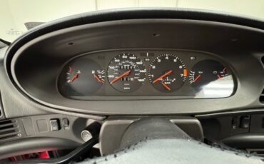 Porsche-944-1986-Guards-Red-Black-12