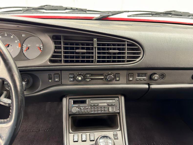 Porsche-944-1986-Guards-Red-Black-16
