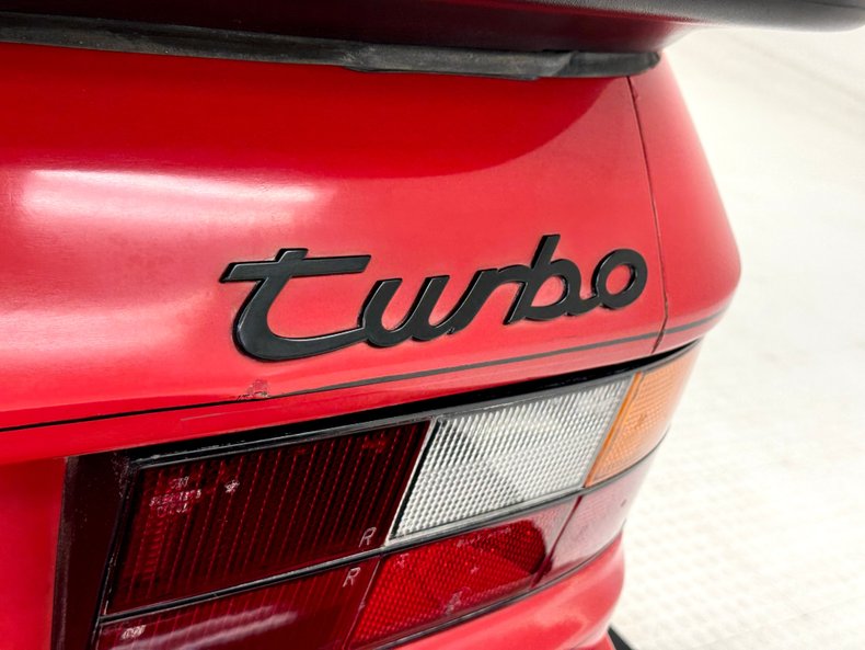 Porsche-944-1986-Guards-Red-Black-2