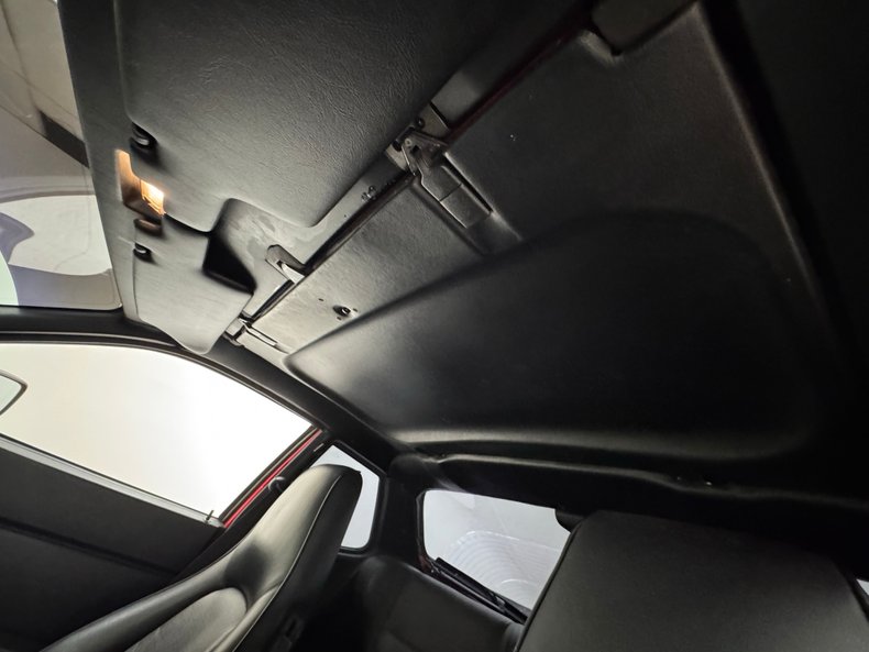 Porsche-944-1986-Guards-Red-Black-22