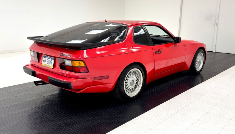 Porsche-944-1986-Guards-Red-Black-26