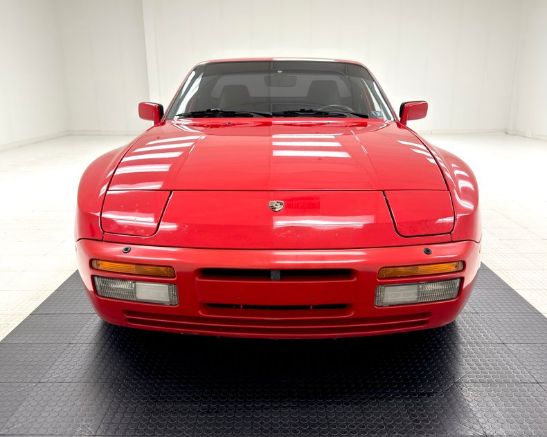 Porsche-944-1986-Guards-Red-Black-29