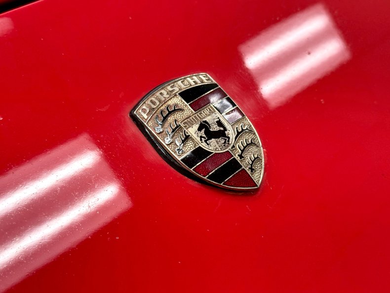 Porsche-944-1986-Guards-Red-Black-30