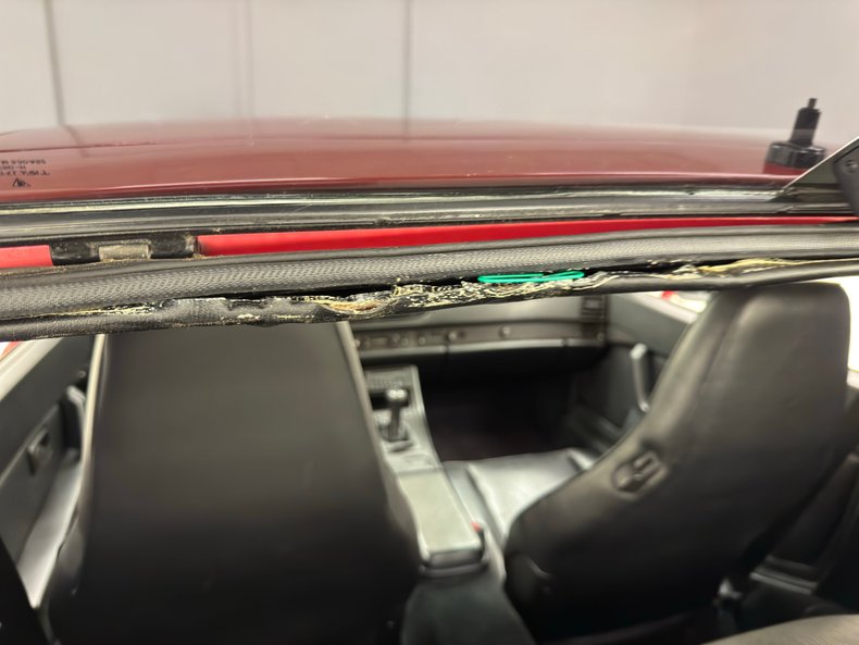 Porsche-944-1986-Guards-Red-Black-43