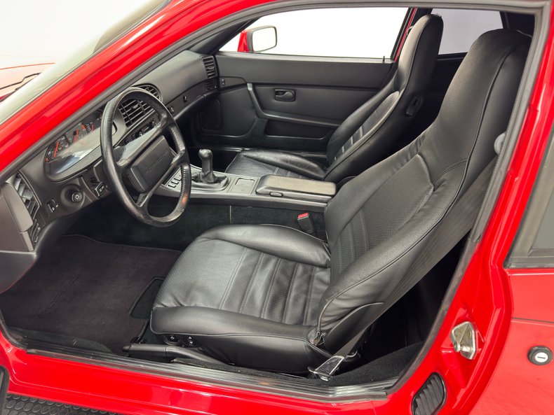 Porsche-944-1986-Guards-Red-Black-9