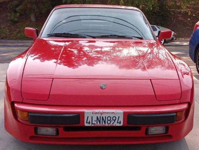 Porsche-944-1986-Red