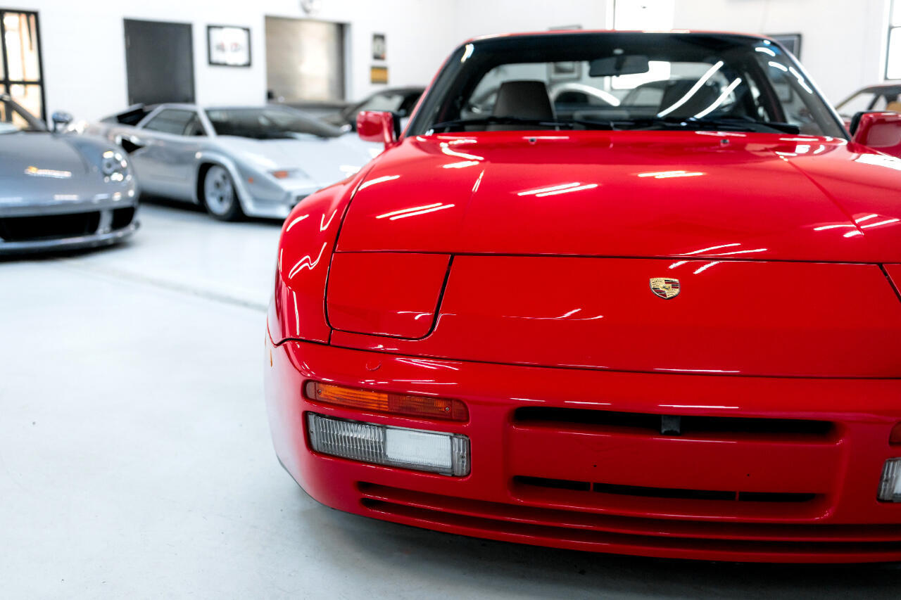 Porsche-944-1987-Coupe-12
