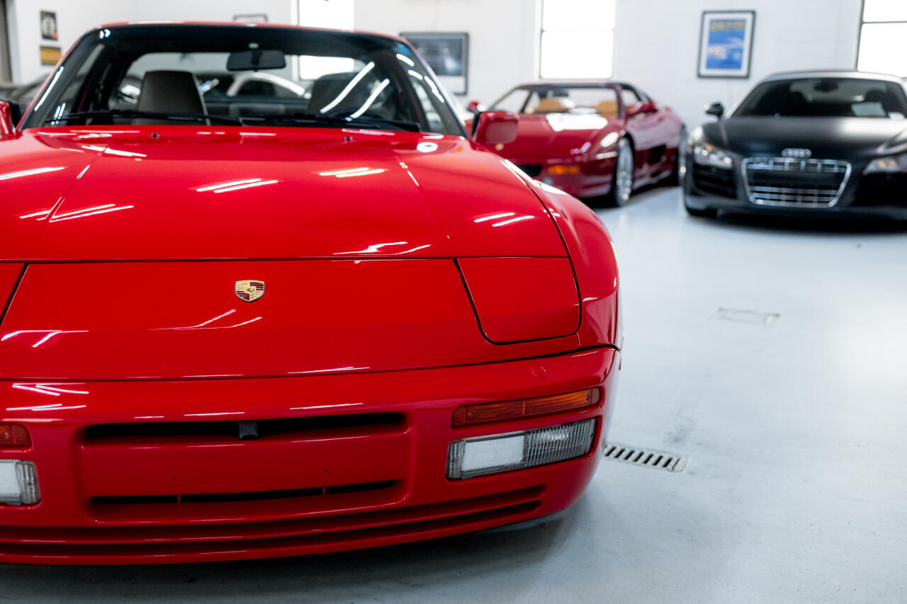 Porsche-944-1987-Coupe-13