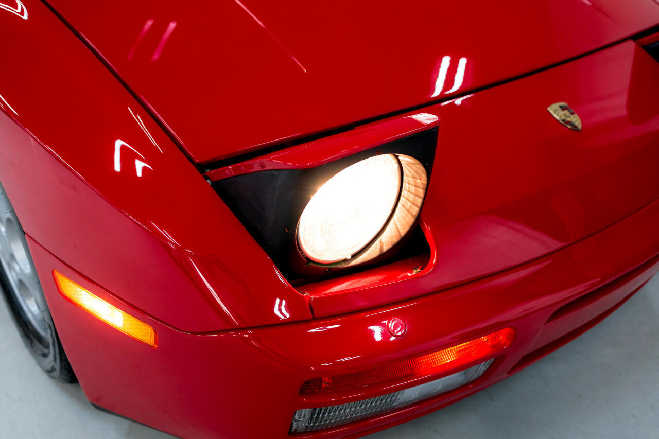 Porsche-944-1987-Coupe-17