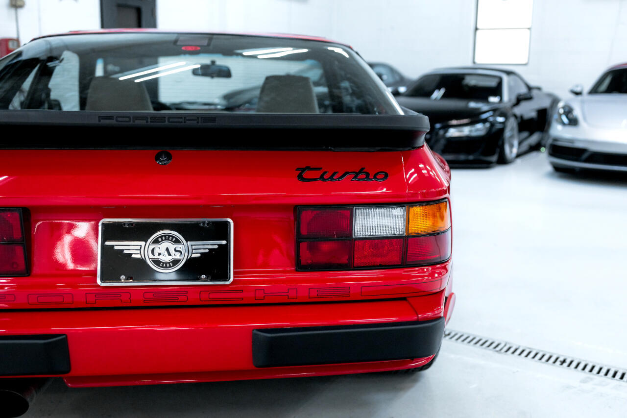 Porsche-944-1987-Coupe-29