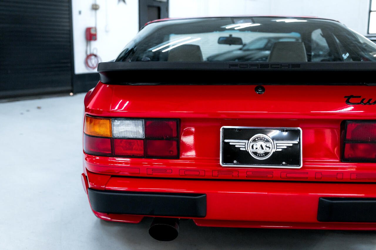 Porsche-944-1987-Coupe-30
