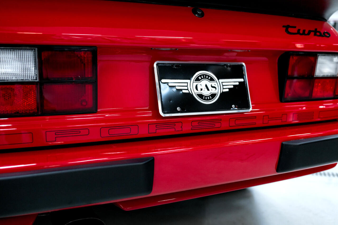 Porsche-944-1987-Coupe-32