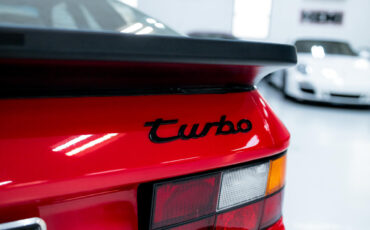 Porsche-944-1987-Coupe-33