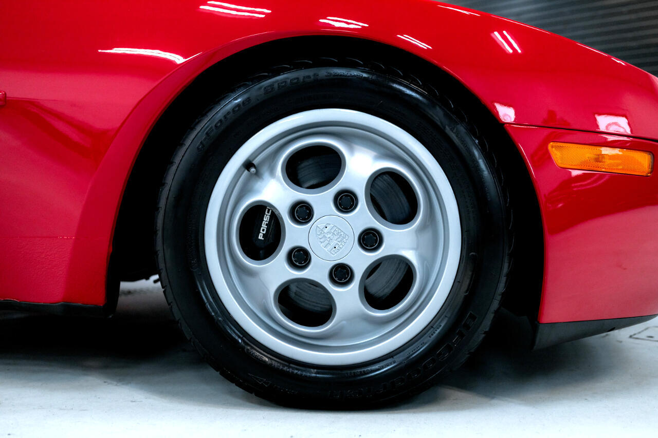 Porsche-944-1987-Coupe-35