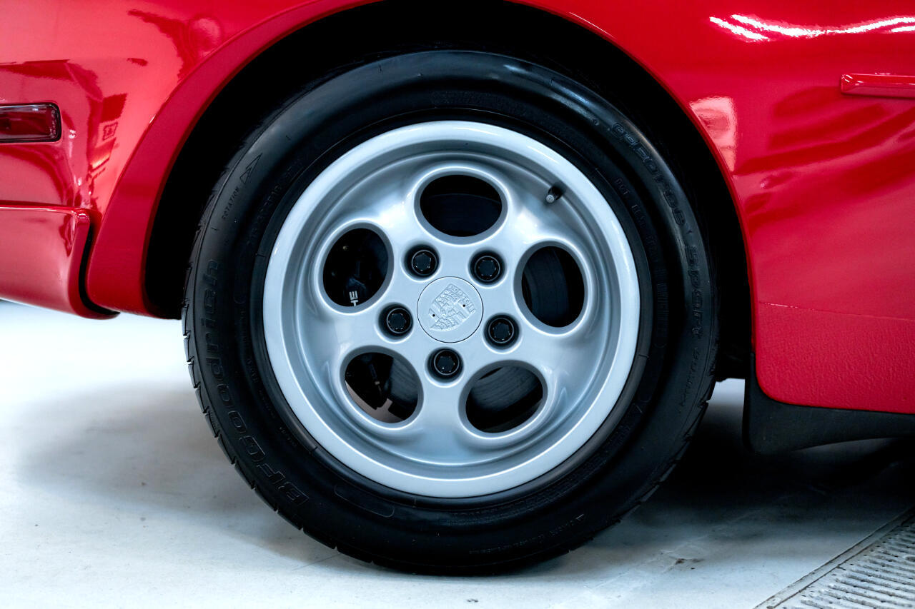 Porsche-944-1987-Coupe-36