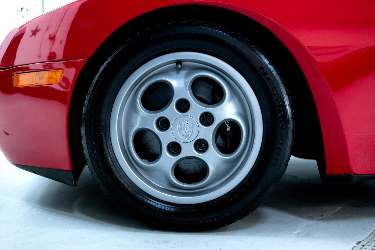 Porsche-944-1987-Coupe-38