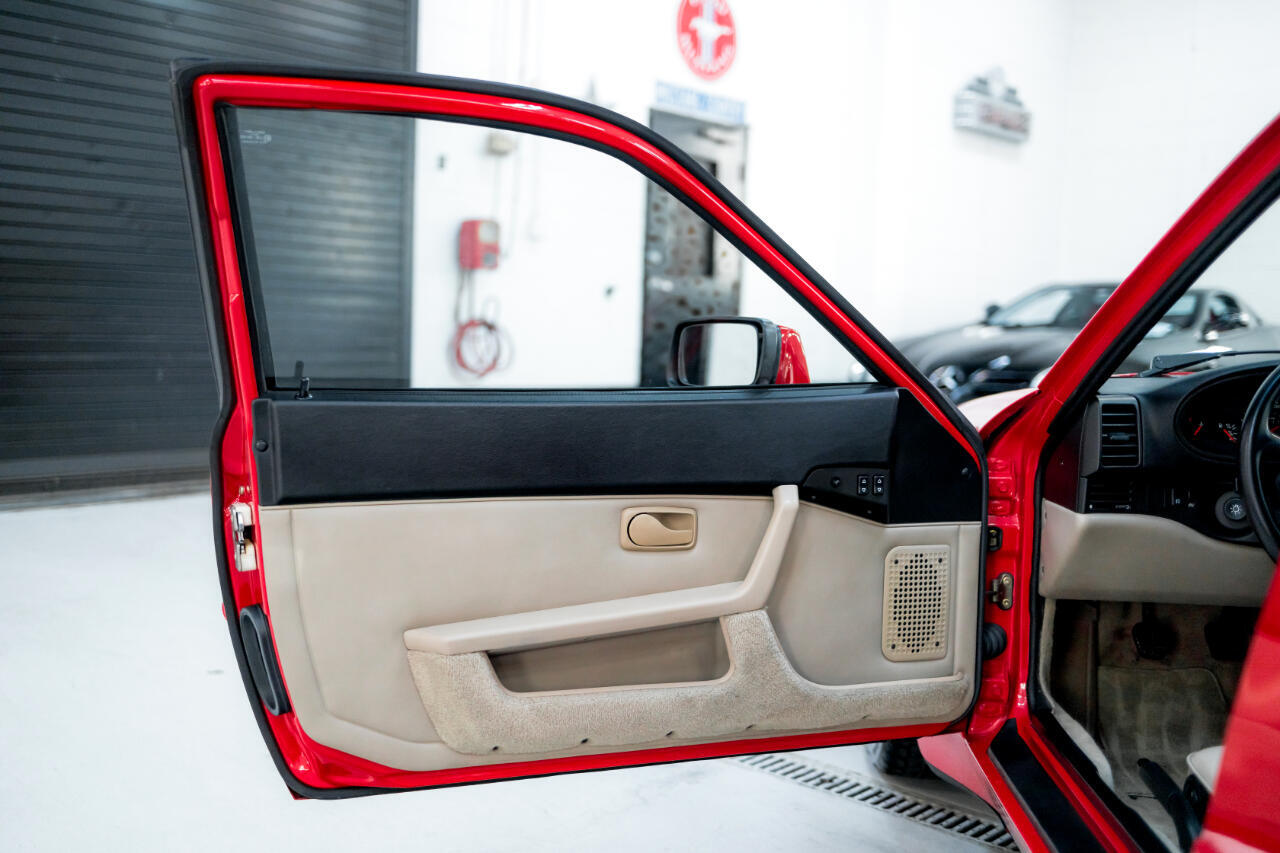 Porsche-944-1987-Coupe-39