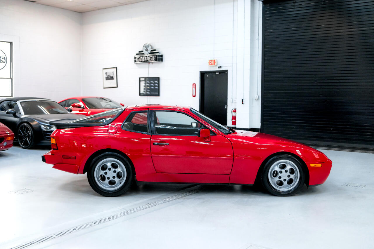 Porsche-944-1987-Coupe-8