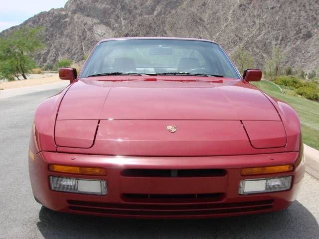Porsche-944-1987-Malvern-Red-Oatmeal-9