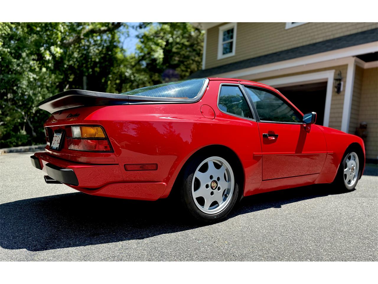 Porsche-944-1987-Red-Black-29