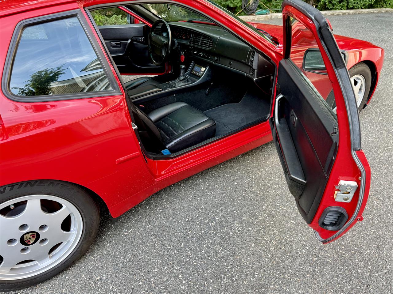 Porsche-944-1987-Red-Black-51