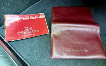 Porsche-944-1987-Red-Black-65