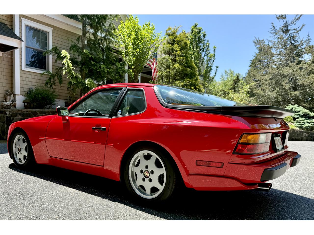 Porsche-944-1987-Red-Black-9